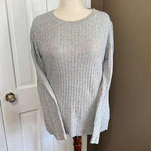 Banana Republic Light Gray Ribbed Crewneck Sweater